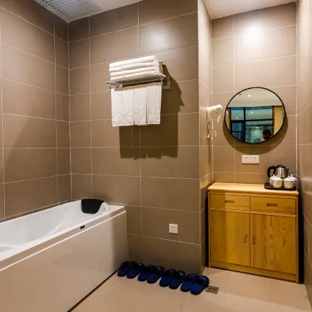 Longnv Hot Spring Hotel