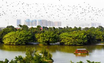 Jiangmen Xinhui Chenpi Redwood Hotel (Xinhui Sports Center)