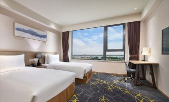 Shanghai Sanjiagang Greenland Q-Box Hotel