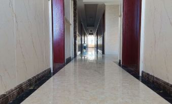 Ruoergai haoyang Hotel