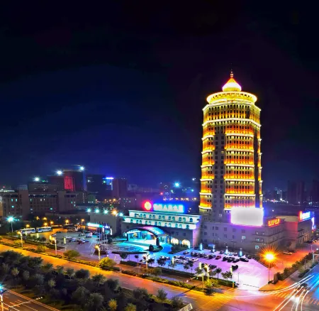 Yu Lin People's Grand Hotels & Resorts Отели рядом с достопримечательностью «Hong Shi Xia»