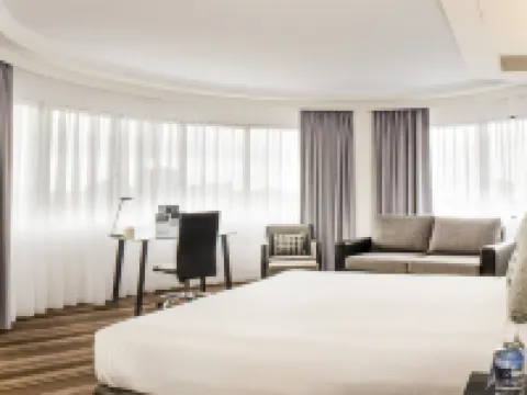 Mercure Sydney Hotels in Chippendale