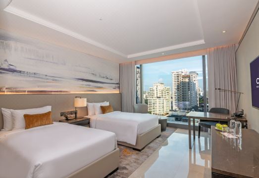 2. 칼튼 호텔 방콕..