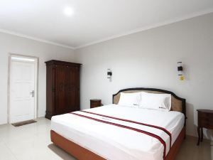 RedDoorz near Adisucipto Airport 2