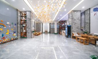 Zhuzhou Light Luxury Hotel (Yanjin Passenger Transport Terminal)