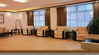 Danxiakou Stone City Hotel فنادق في لين دزه