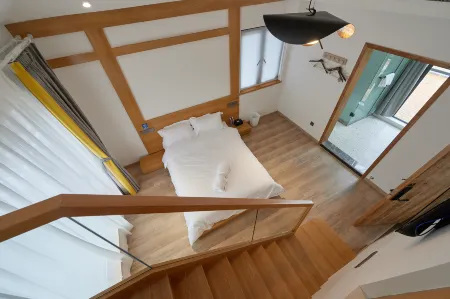 eighteen homestay Отели рядом с достопримечательностью «Huangcheng Beach»