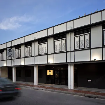 Venue Hotel the Lily Отели рядом с достопримечательностью «Торговый центр Joo Chiat Complex»