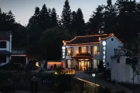 Jiuhuashan Muxiangju B&B (Body Baodian) Hotels in On the Mountain