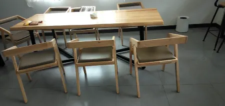 Wuhu Yunwan Lake View Resort Отели рядом с достопримечательностью «Lover Tree»