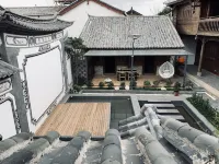 Zhujunfu Inn - Parkplatz