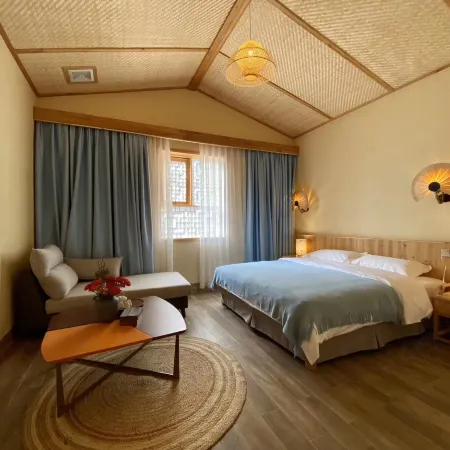 Meishe Country Hostel