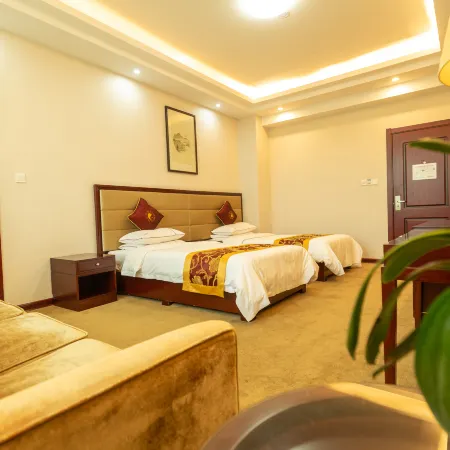 Wudang Huihe Hotel (Entrance store of Wudang Mountain Scenic Area)