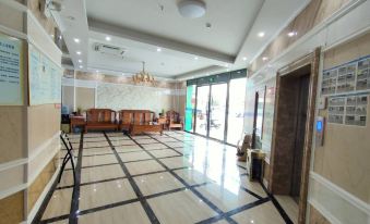 Longzhou Guilong Business Hotel