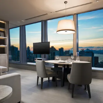 The One96 Hong Kong Отели рядом с достопримечательностью «Эскалаторы Централ-Мид-Левелс»
