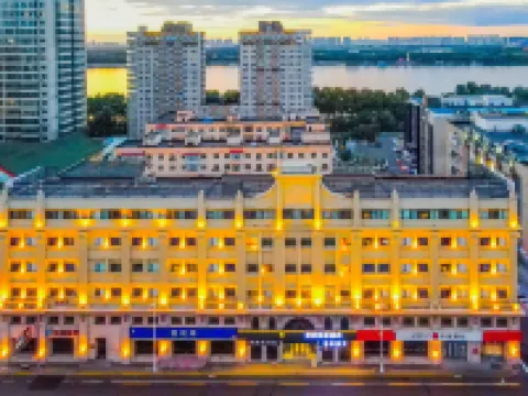 Homeinn Selected Hotel (Harbin Central Avenue Memorial Flood Control Tower) Hotels near Russian Style Town