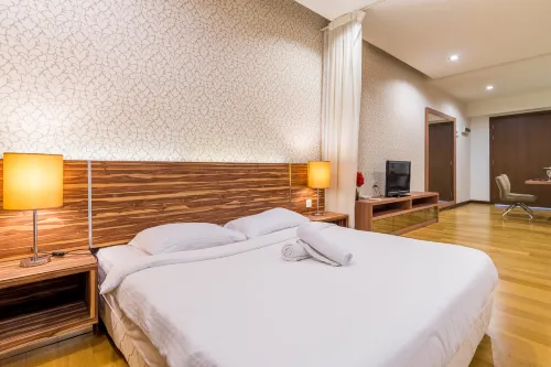 Regalia Residence @ KLCC View Sky Pool by MC Nổi bật Photos