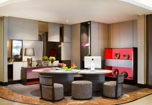 소머셋 수디르만 자카르타 위치