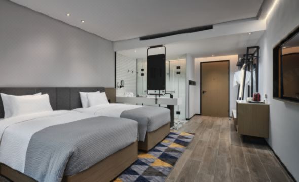 Wanda Moments Nanjing South Railway Station