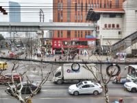 弗思特逸住酒店(上海宝山路地铁站店) - 酒店外部