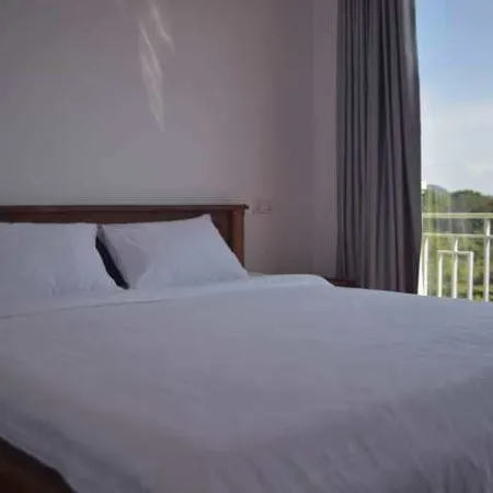 Reachbut Sessor Hotel