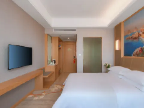Vienna Hotel (Anhui Huangshan Shexian Ancient City, Hetai International City) Hotels in She County