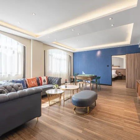 Jingyue Elegant Hotel