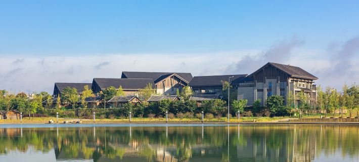 Mingjing International Hotel Hotels in Xingyi