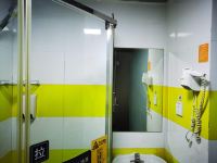 7天连锁酒店(烟台大海阳路火车站店) - 特惠大床房