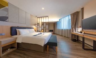 Homeinn Selected Hotel (Foshan Ancestral Temple Subway Station)