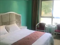 Near No.213 Provincial Road Hotel di Zhen'an County