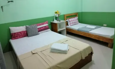 Ocean View Lodging House Отели рядом с достопримечательностью «Oslob Cemetery»
