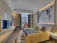 凯里亚德酒店(上海国际旅游度假区浦东机场店) - 小黄鸭主题房