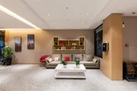 Chuxing Xinxuan Hotel (Lichuan Central Passenger Transport Dongfangcheng)