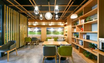 TRUE GO Hotel (Beijing Nanluoguxiang Andingmen Subway Station)