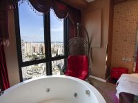 重庆加勒比海主题酒店 - 皇家风范