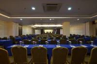 Grand Serpong Hotel