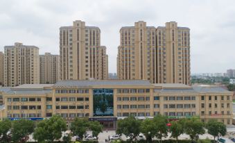 Lifeng Hotel (Laiyang City Center store)