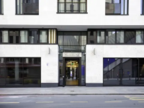 Tower Suites by Blue Orchid Hotels near Tower Bridge