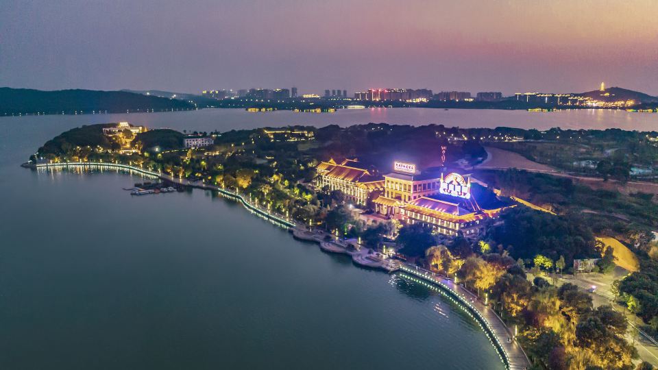 Apollo Regalia Hotel & Resort