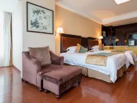 Double-Dove Peace International Hotel East Building فنادق في لينخاي