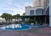 Grand Riverview Hotel - piscine