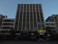 麗枫酒店(新兴广兴大道店) - 酒店外部