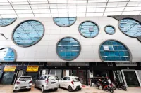 RedDoorz Plus @ Centrium Katamso Medan - Pensionat