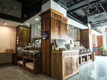 Yawan Impression Business Hotel (Songyuan Jinjiang Street store)