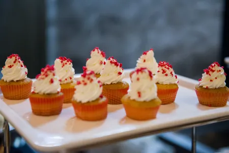 KAIHUI BOER Hotel Отели рядом с достопримечательностью «Zhongwei Drum Tower»