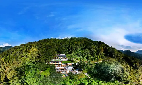 半山裡民宿（水磨古鎮店）