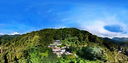 banshanliminsu Отели рядом с достопримечательностью «Shuimo Ancient Town»