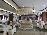 Danfeng Hotel Hotels in Shizong