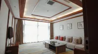 Qujing Longju Hotel (Zhanyi Passenger Terminal Branch)